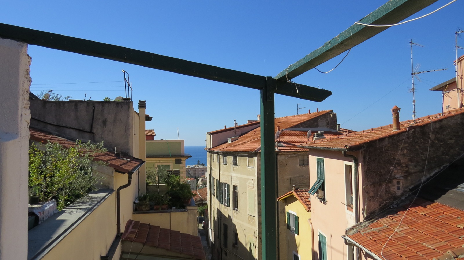 Scorcio vista mare dal terrazzino