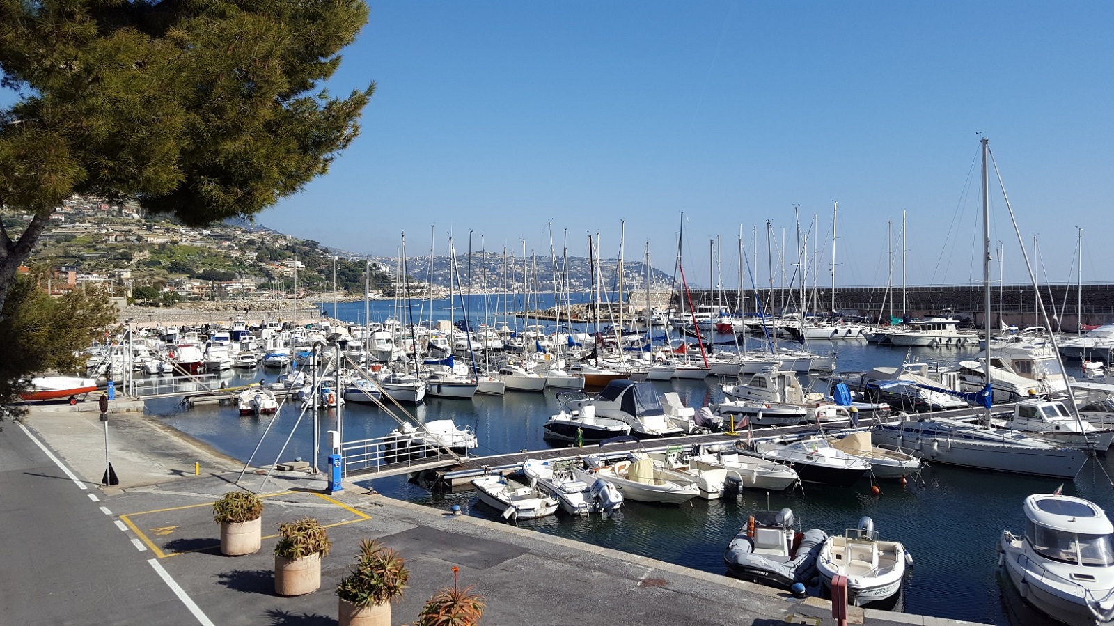 Il porto turistico