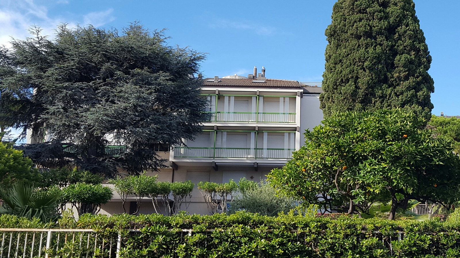 Facciata dello stabile esposta a sud