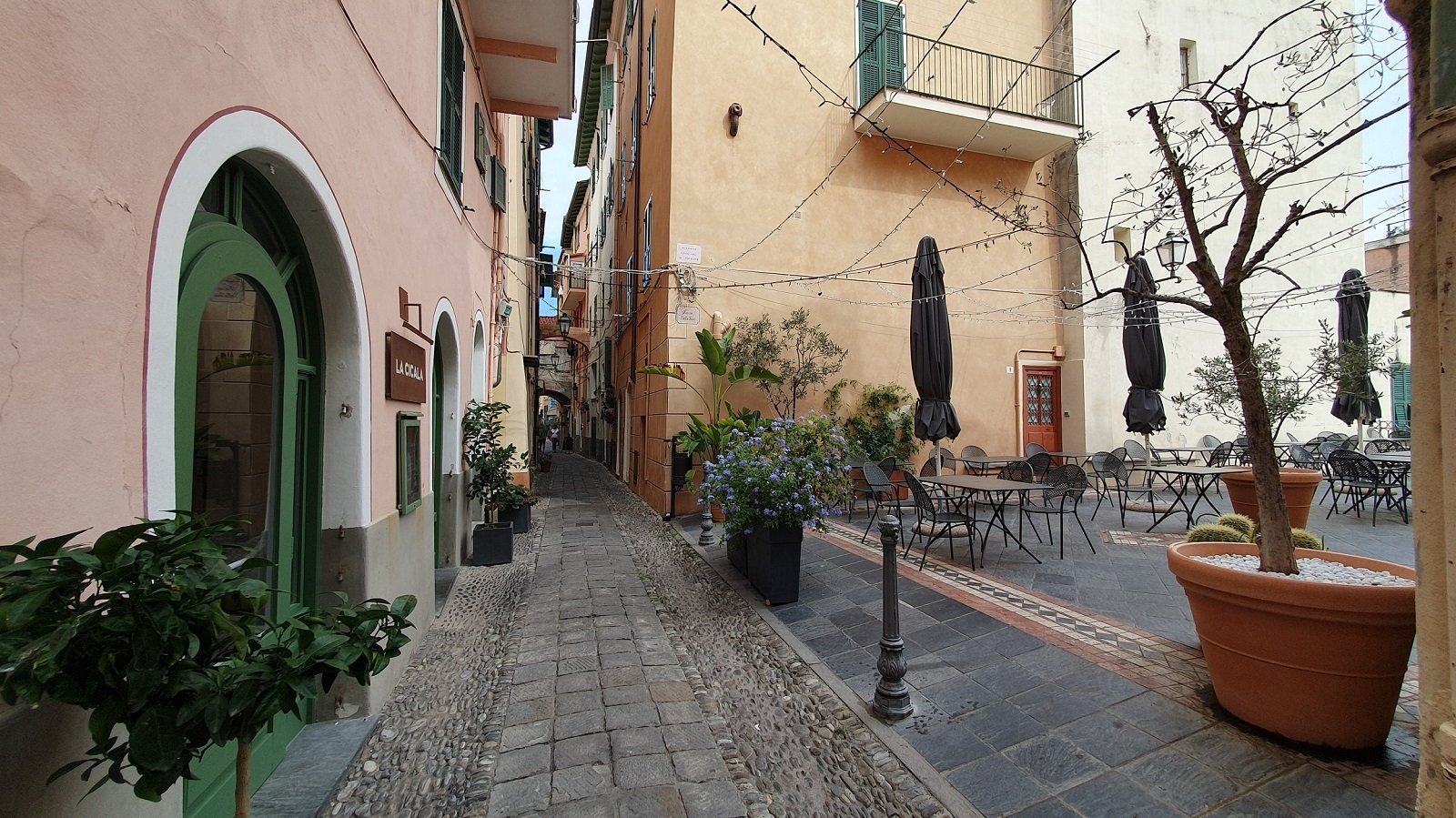 Una piazzetta del centro storico