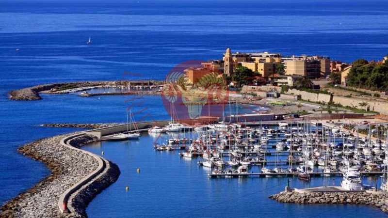 San Lorenzo al Mare e il porto